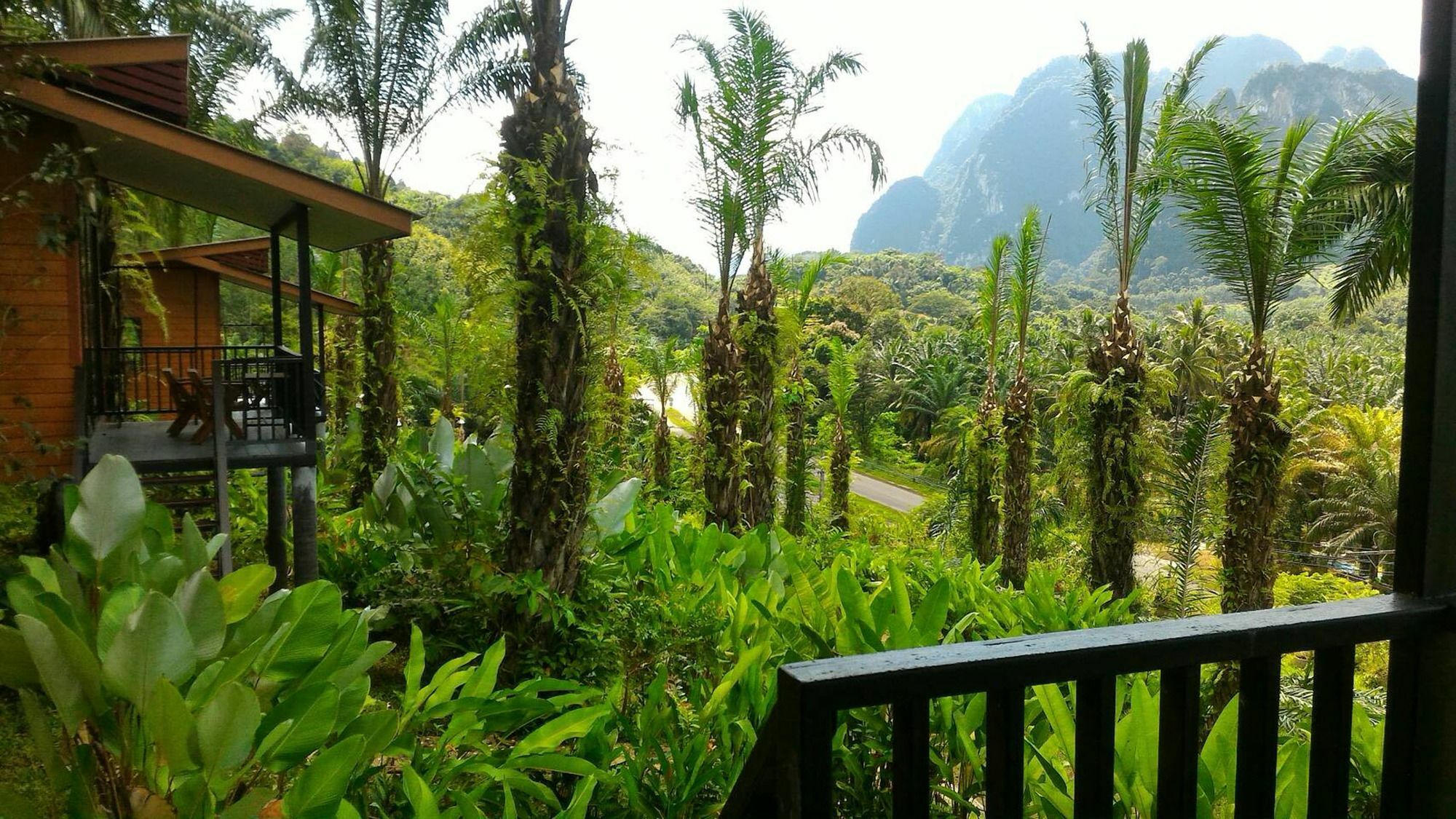 Khao Sok Horizon Hotel Phanom Exterior foto